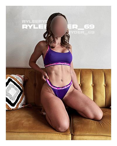 Datbootytho55, RyleeRyder_69 - Pack