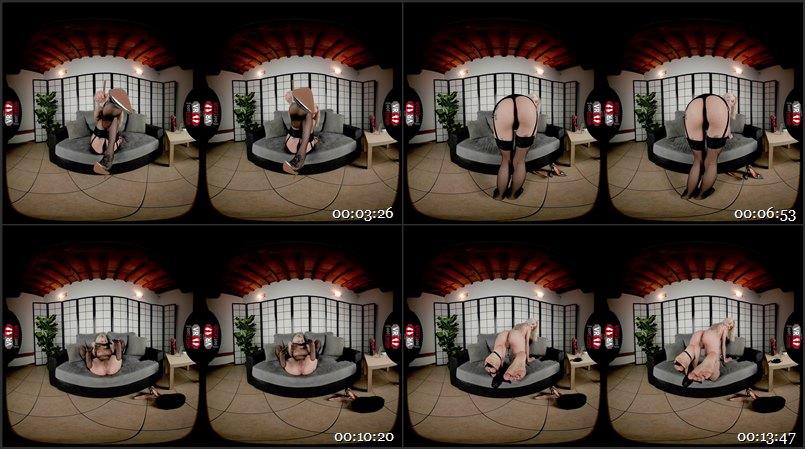 Blonde's Foot Tease With A Clear Dildo 1920p