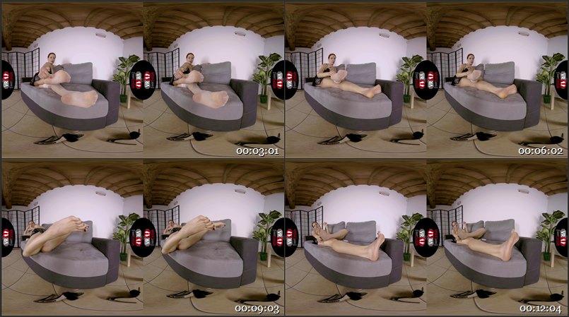 Yellowish Sole Gives A Sensual Foot Tease 1440p