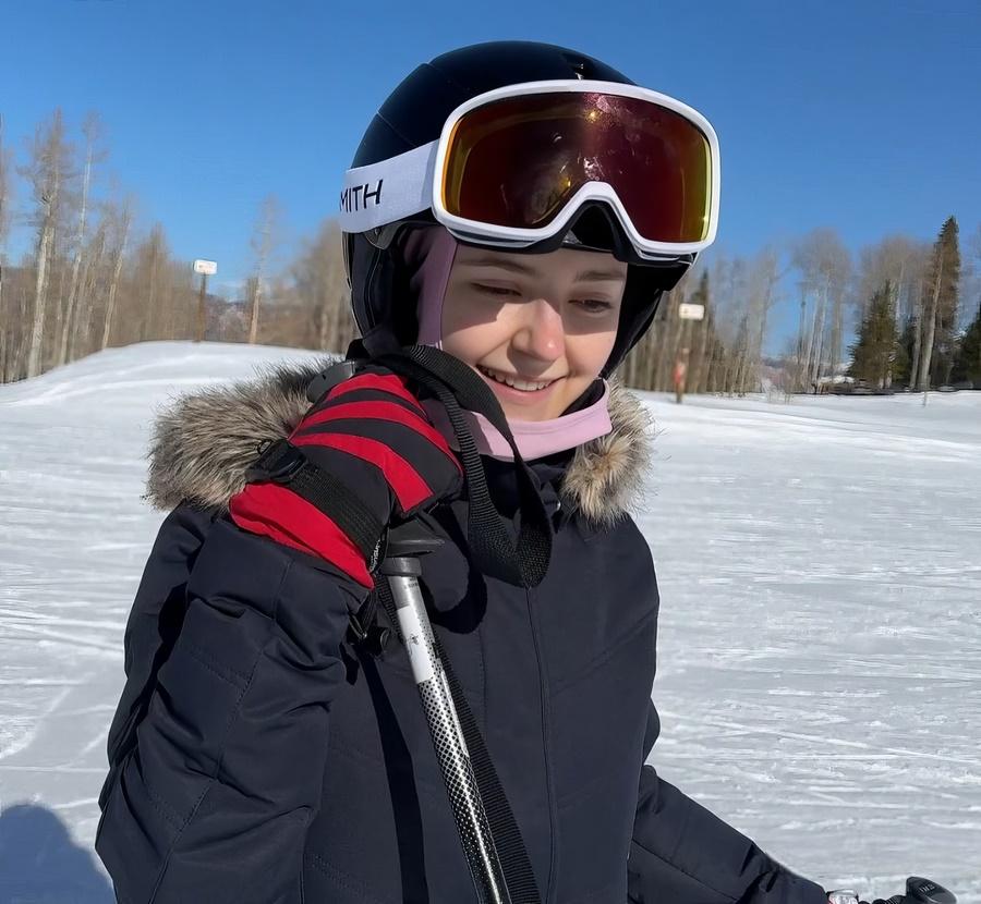 Eva Elfie - Ski Resort Sex Tape FullHD 1080p