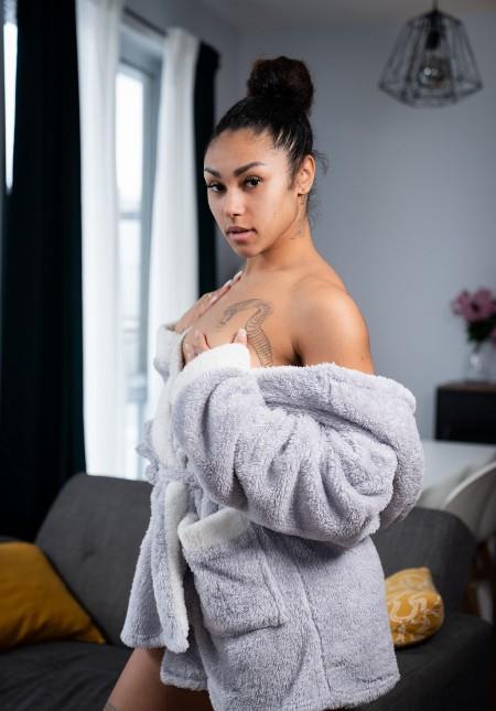 Naomie Stark - Marked Territory Vol 1 E3 FullHD 1080p