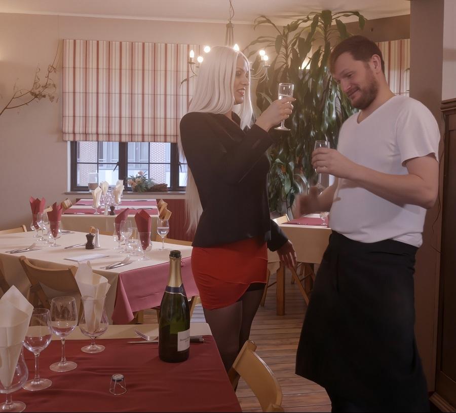 Blanche Bradburry - Busty Blonde MILF Gets Her Asshole Fucked And Filled FullHD 1080p