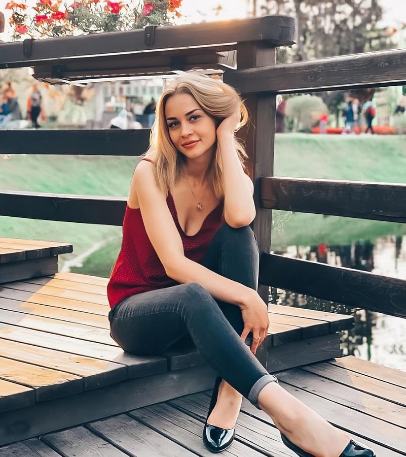 Loren Strawberry - First Double Penetration With Skinny Babe With Big Tits FullHD 1080p