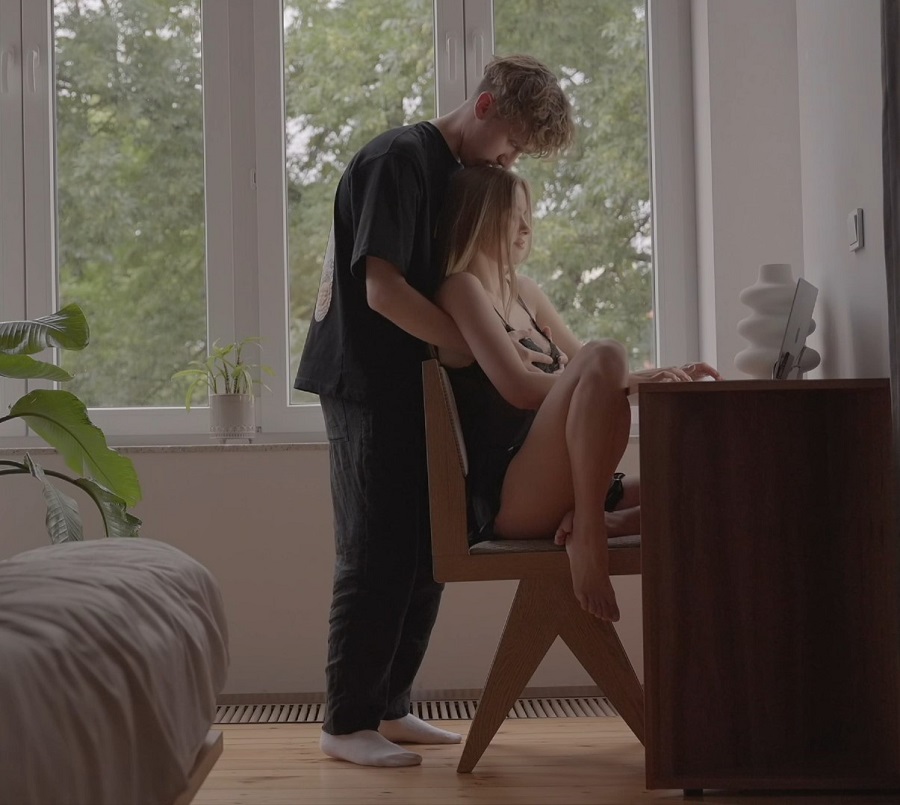 Mira David - Cozy Romantic Passionate Fuck Perfect Blonde Gets Orgasms FullHD 1080p