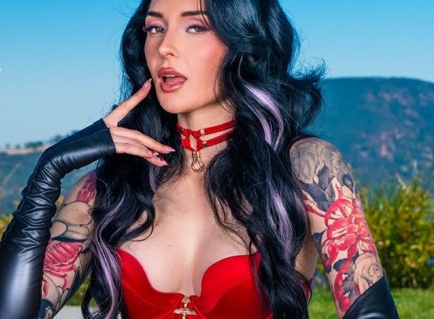 Charlotte Sins - Chapter 5 Slutwoman's Big Gangbang FullHD 1080p