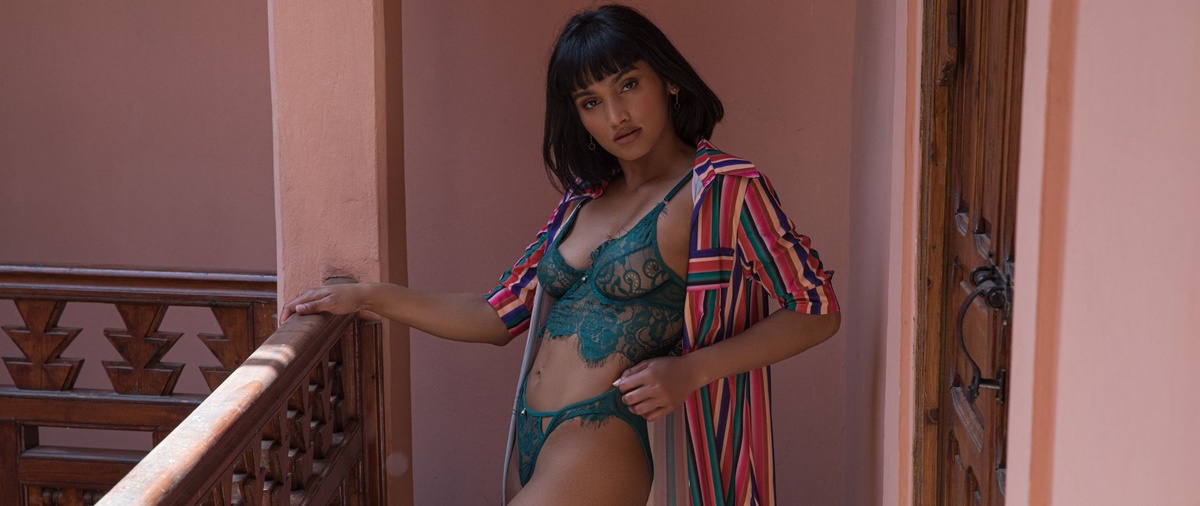 Playboy Plus - Sunlit Allure [1080p]